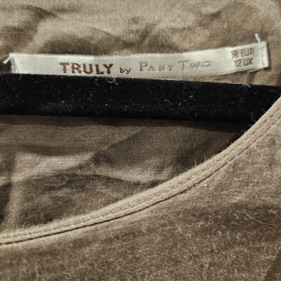 Truly by part two dress - Picture 4 of 6